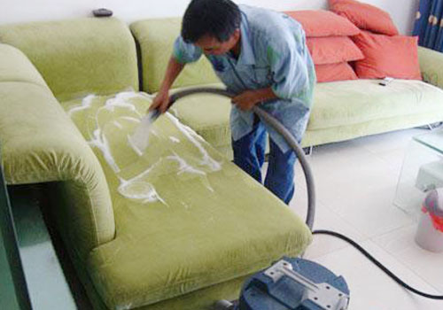 Dich-vu-giat-ghe-van-phong--ghe-Sofa